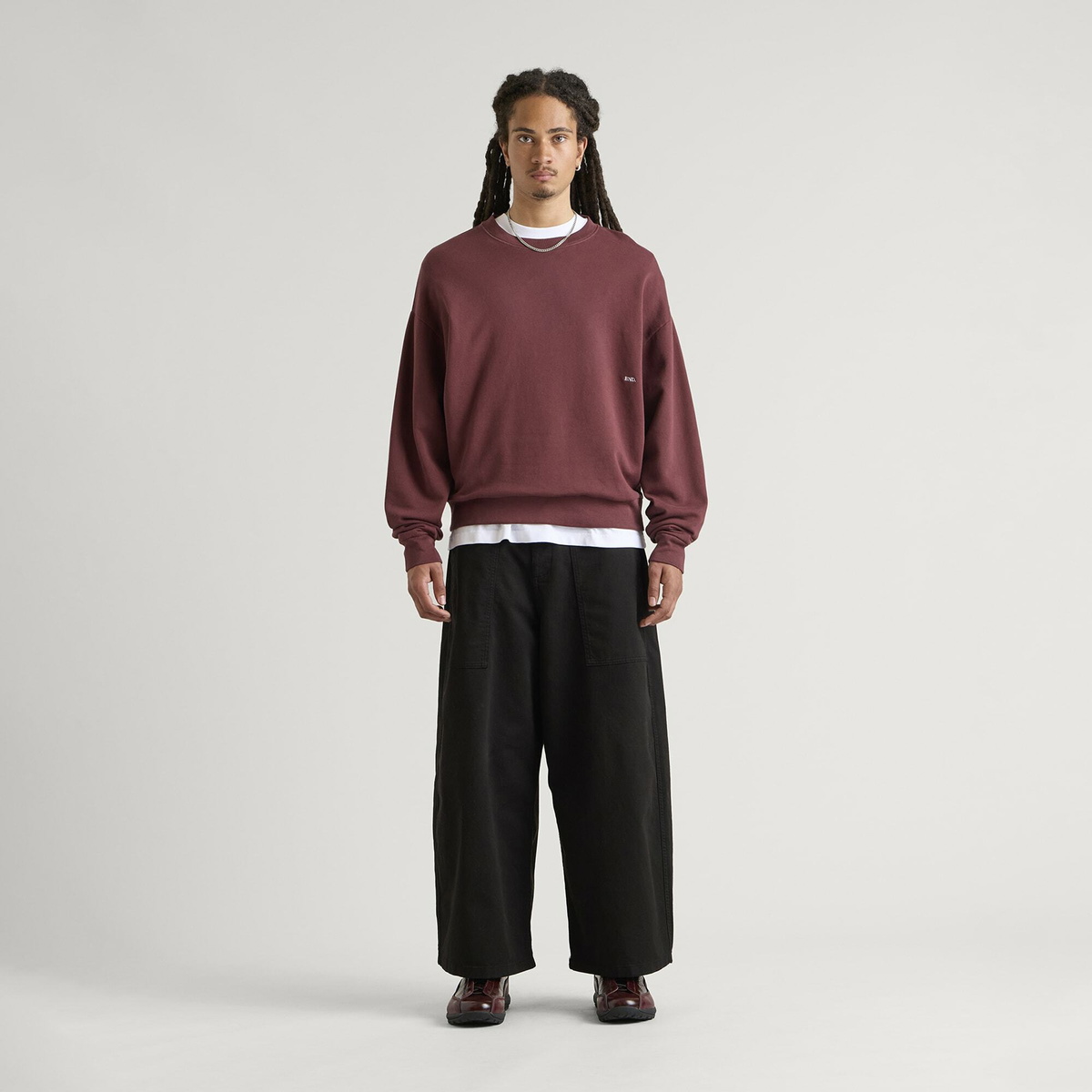 END. Signature Sweatshirt in Oxblood
