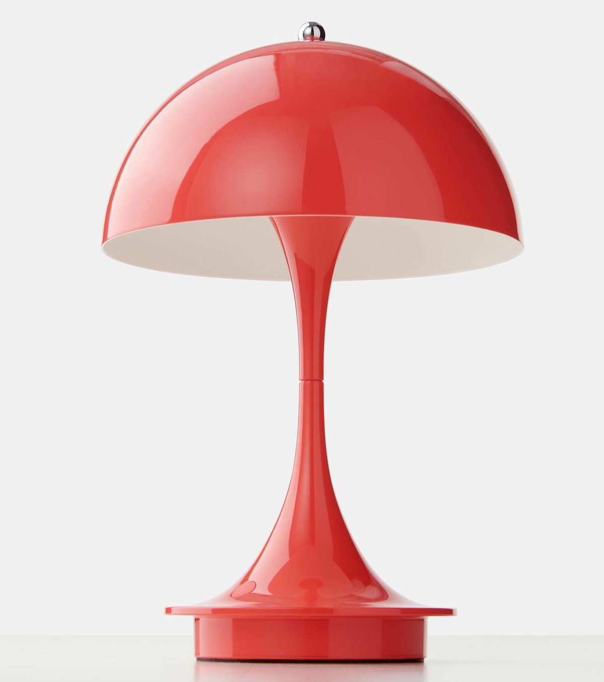 Louis Poulsen Panthella 160 portable lamp by Verner Panton