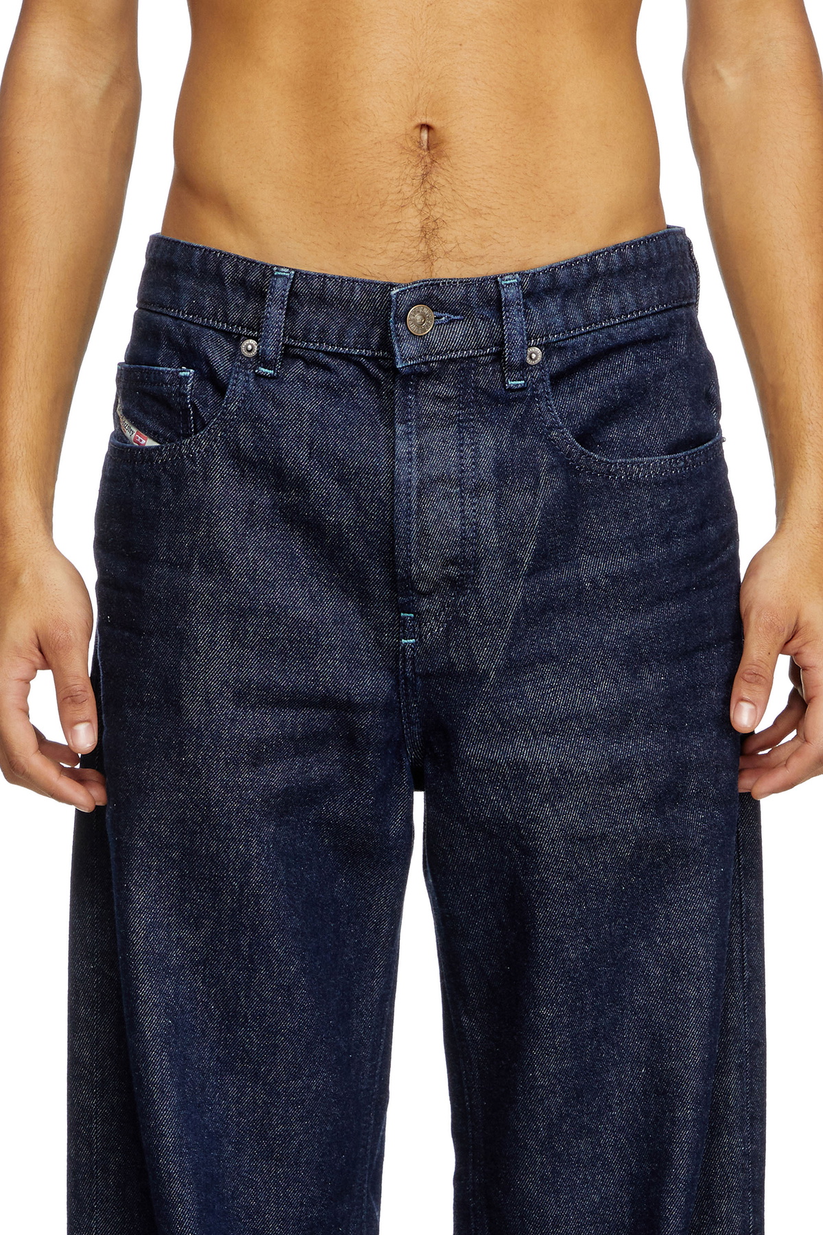 ☆BADBLOOD☆ 2001 D Macro L32 Denim Pants Blue A1159809L4801 Men's Relaxed Jeans | Medium blue | Diesel 2001 D-Macro
