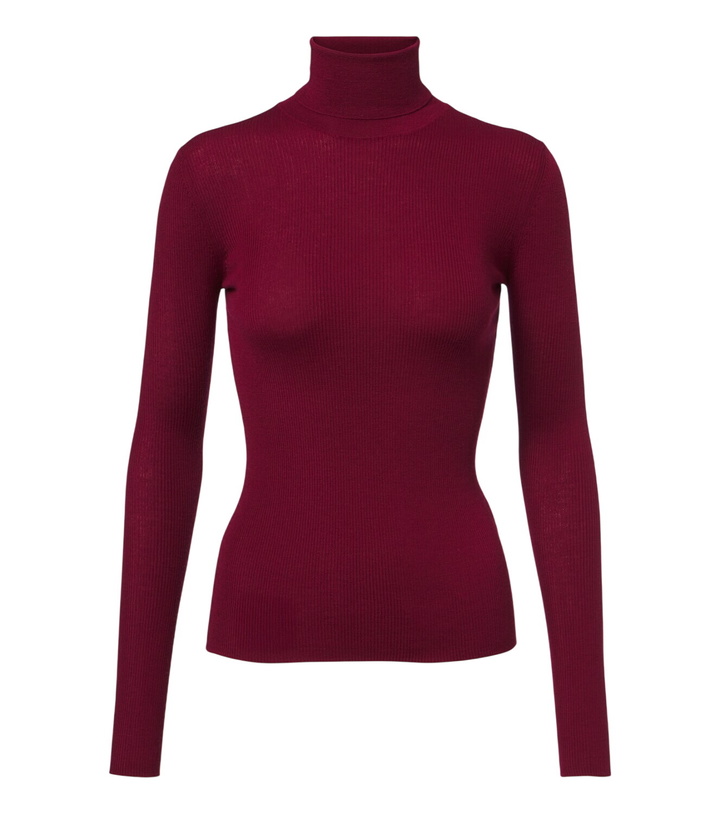 Photo: Dolce&Gabbana Cashmere turtleneck sweater