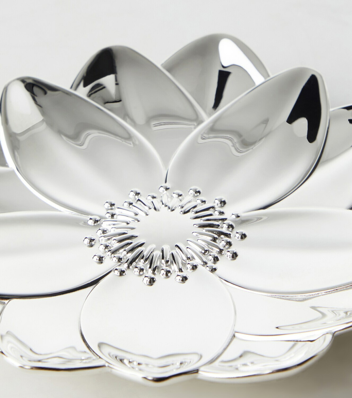 Christofle L'Herbier Lotus silver-plated bowl