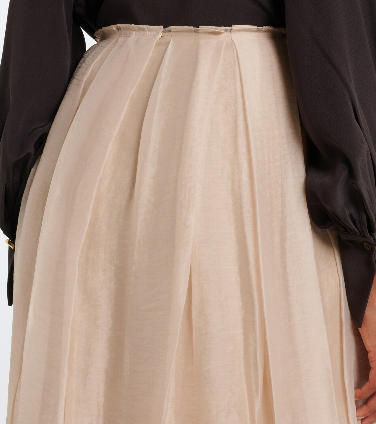 Vince Layered pleated midi skirt