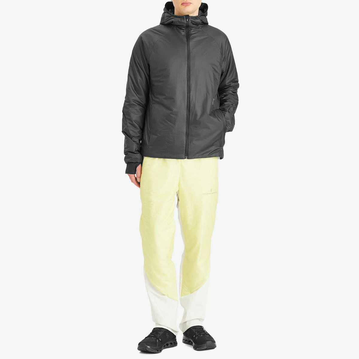 ON Running x PAF Zero Jacket in Black