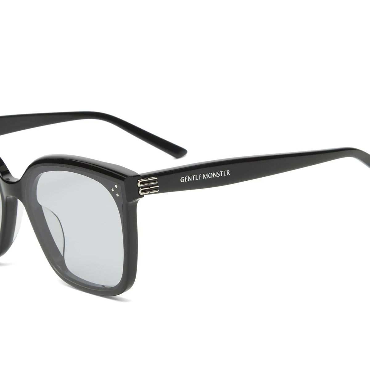 Gentle Monster Piana Sunglasses in Black/Grey 