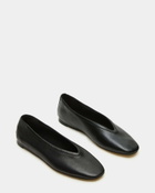 Steve Madden Leni Flats in Black
