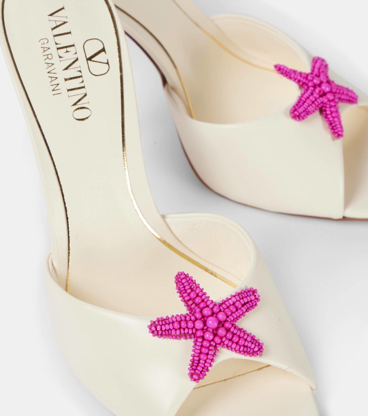 VALENTINO GARAVANI ビーズ装飾ハイヒール Valentino Garavani Starfish beaded leather mules Valentino