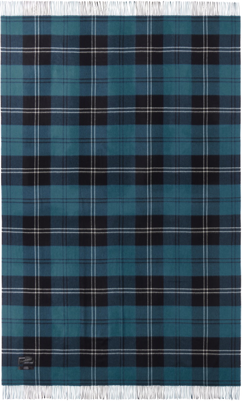Photo: MAGNIBERG Blue Queen Blanket