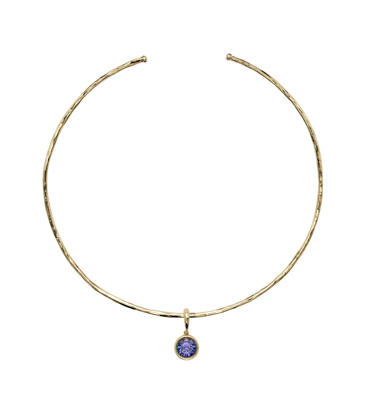 Photo: Octavia Elizabeth Olivia 18kt gold pendant choker with diamonds and tanzanite