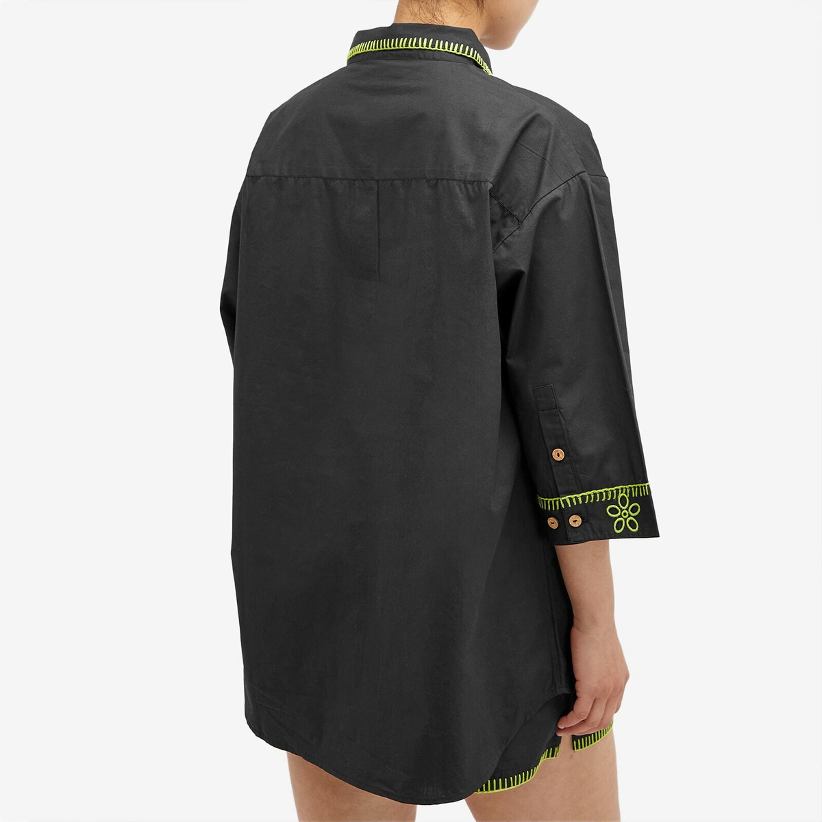 It's Now Cool Women's The Vacay Shirt in Lumine