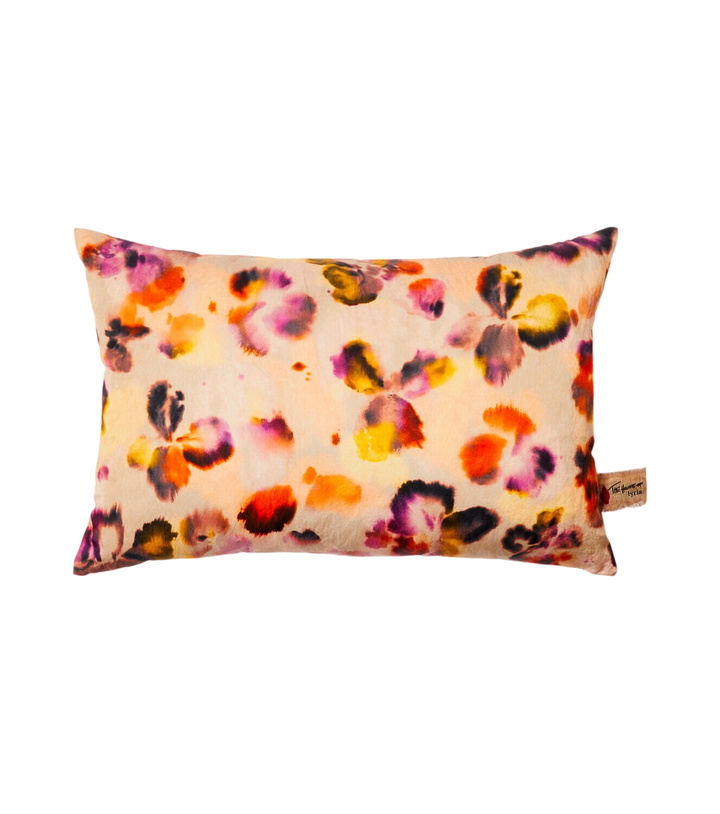 Photo: The House of Lyria Benzoino printed cushion
