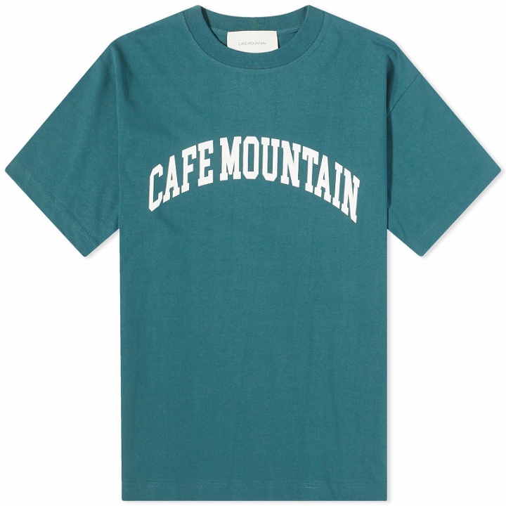 Photo: Café Mountain Men's College Logo T-Shirt in Ivy Green