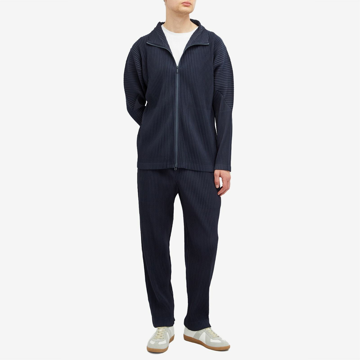 HOMME PLISSÉ ISSEY MIYAKE ネイビー カーディガン HOMME PLISSÉ ISSEY MIYAKE Blue Pleated Cardigan Homme Plisse