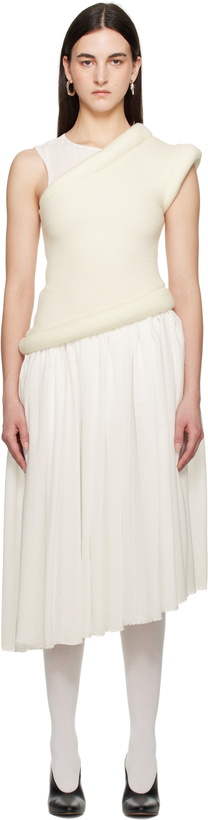 Photo: Nicklas Skovgaard Off-White Lindsay Midi Dress