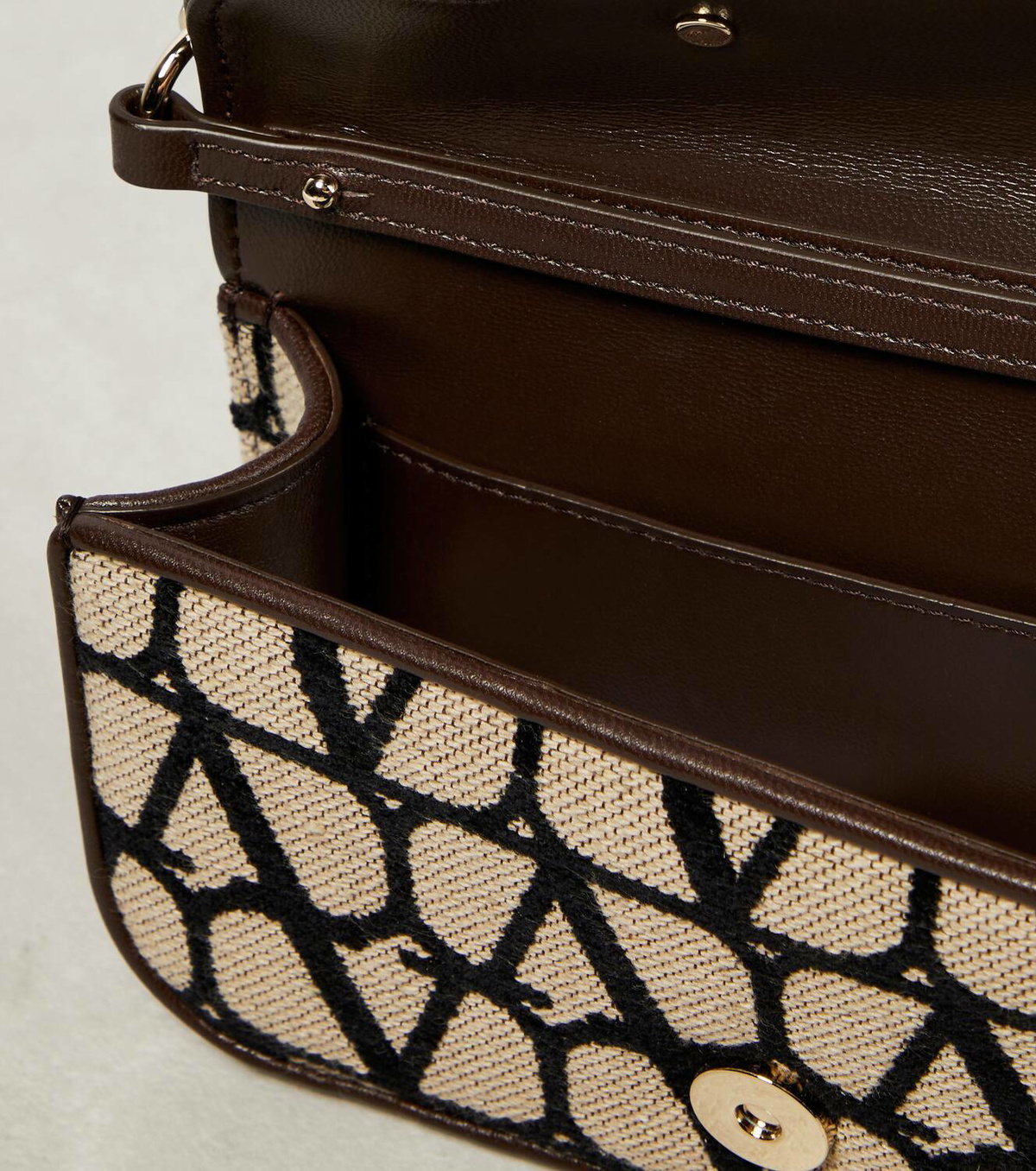 【関税・送料込み】Toile Iconographe mini LocA shoulder bag VALENTINO GARAVANI - Mini Locò Toile Iconographe bag | Leam