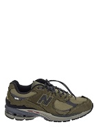 New Balance 2002 R Low Top Sneakers