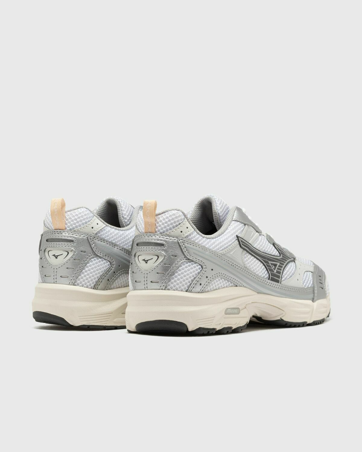 MIZUNO MXR White Womens Lowtop