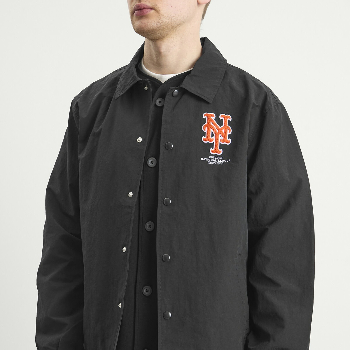New Era Men's MLB New York Mets Coaches Jacket in Black