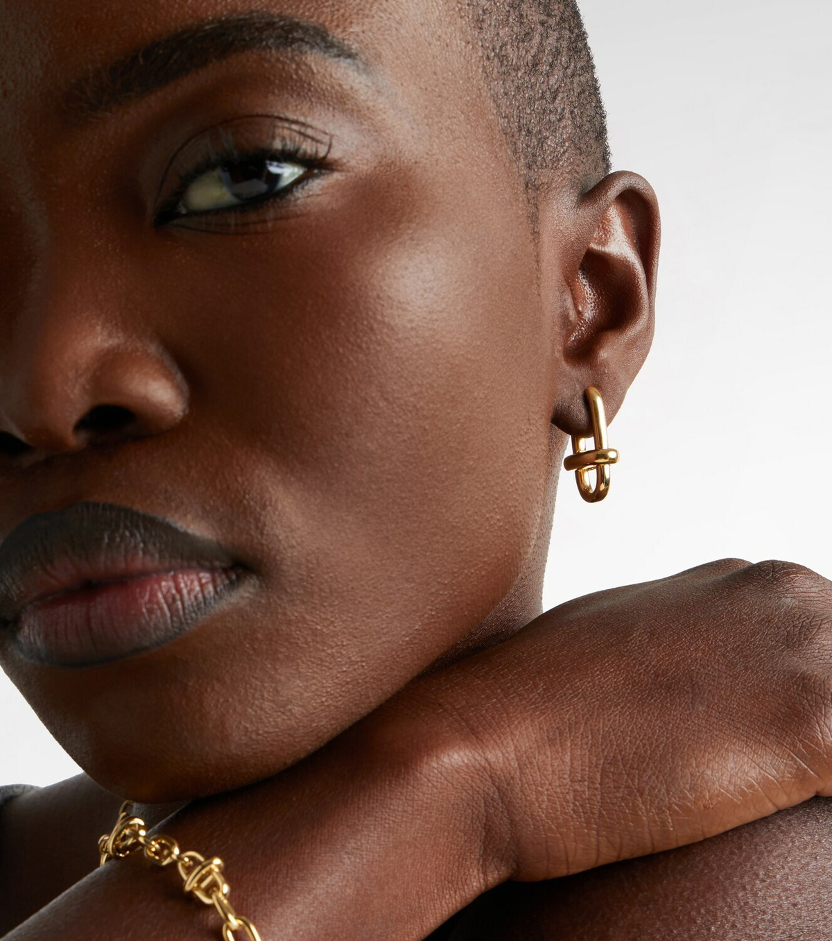 Pomellato Iconica 18kt gold earrings