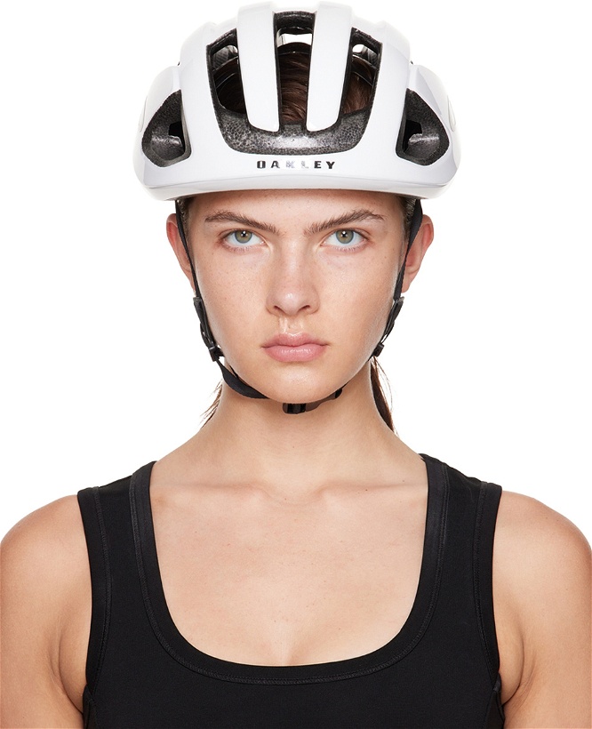Photo: Oakley White ARO3 MIPS Cycling Helmet