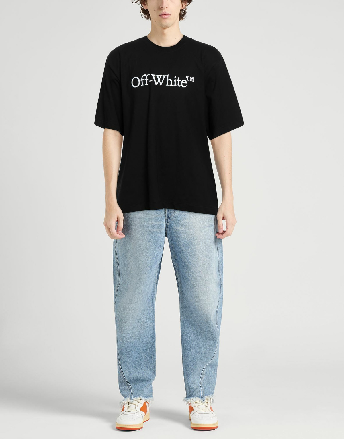 Off-white Mens T-shirt in Black