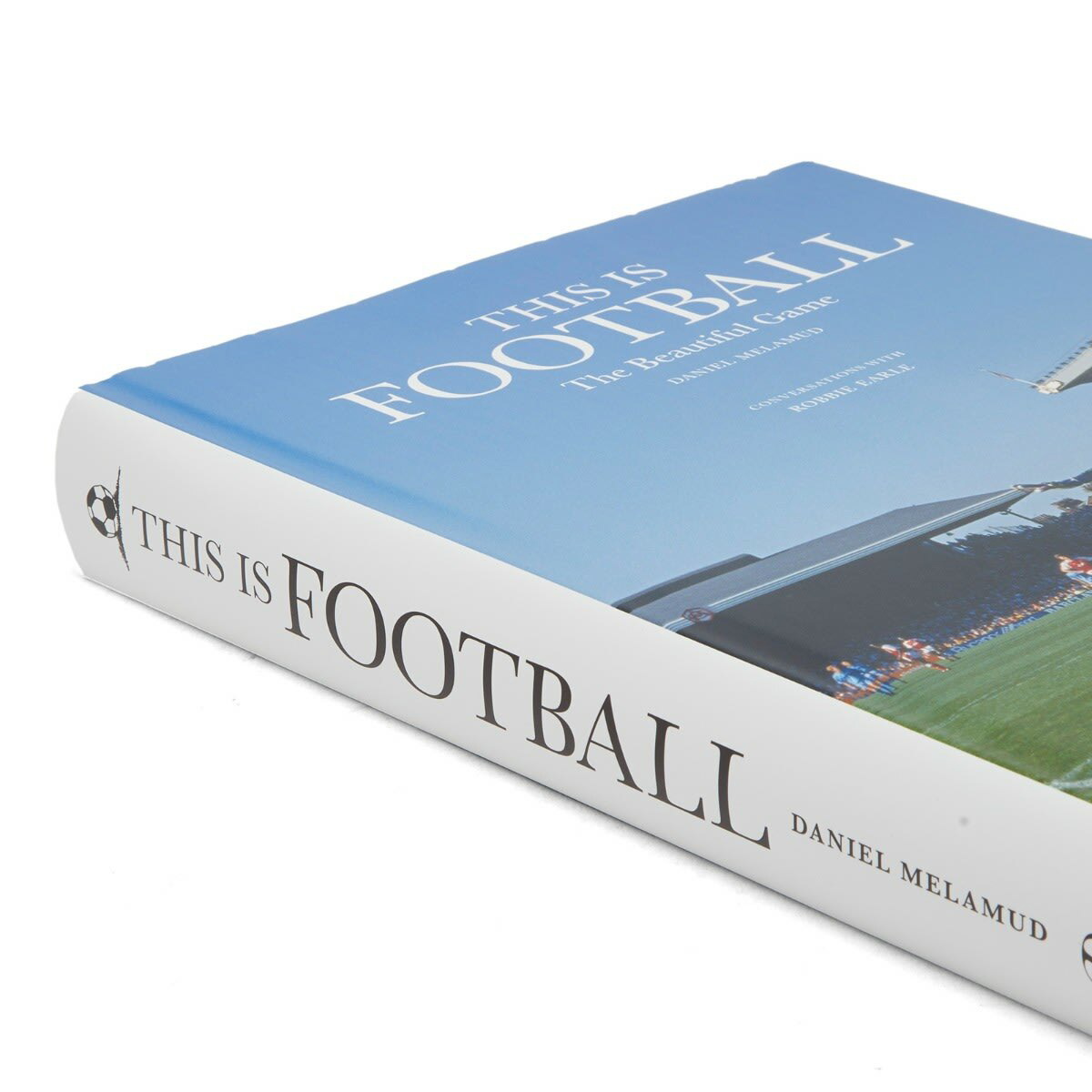 Rizzoli This is Football in Daniel Melamud Rizzoli