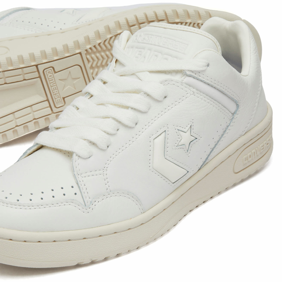 Converse Weapon Ox Sneakers in White Converse
