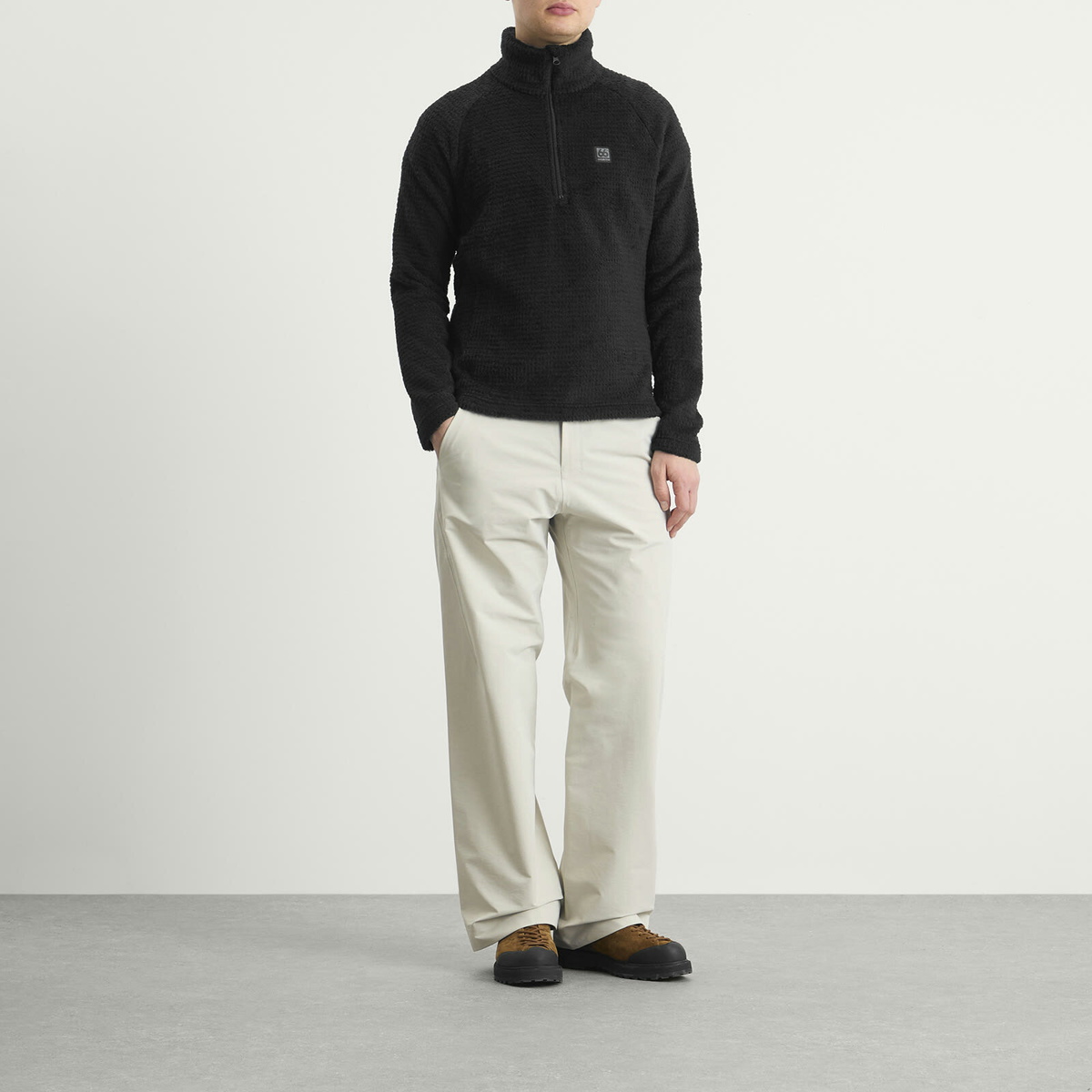 66° North Men's Hrannar Zipneck in Black