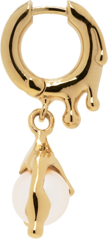 Photo: Alan Crocetti Gold Nano Pearl Melt Single Earring