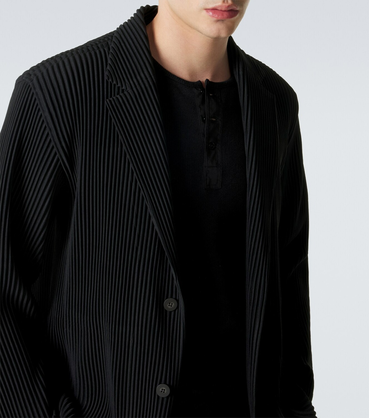 Homme Plissé Issey Miyake Basics pleated blazer