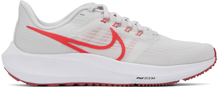 Photo: Nike White Air Zoom Pegasus 39 Sneakers