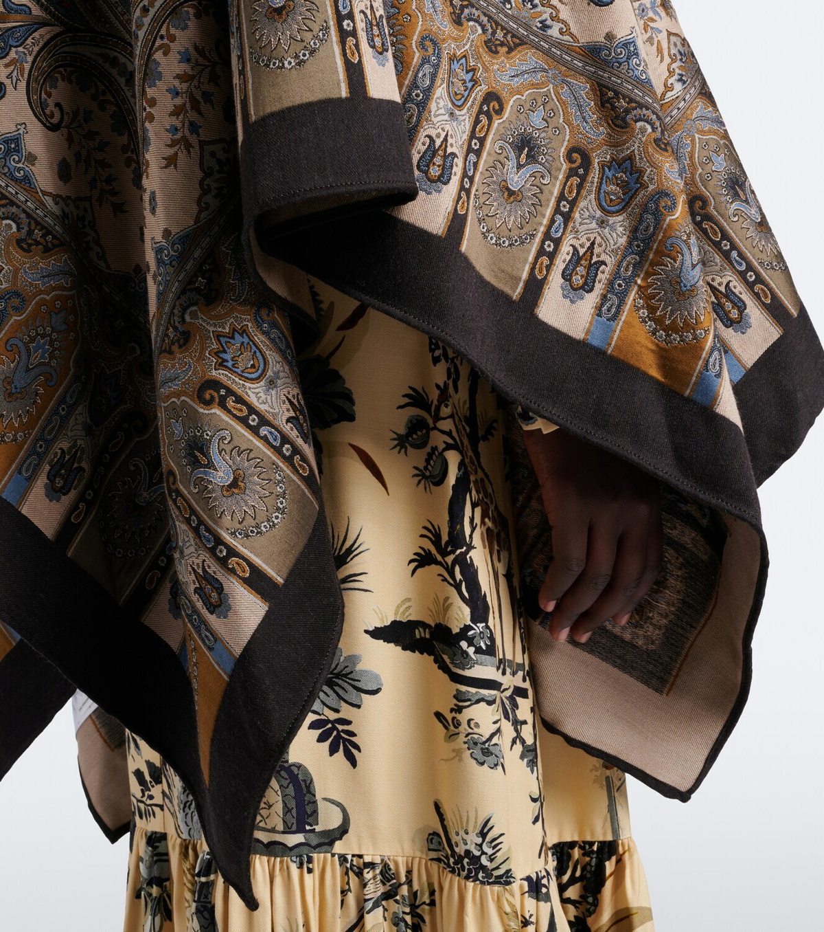 Etro Paisley jacquard wool-blend shawl