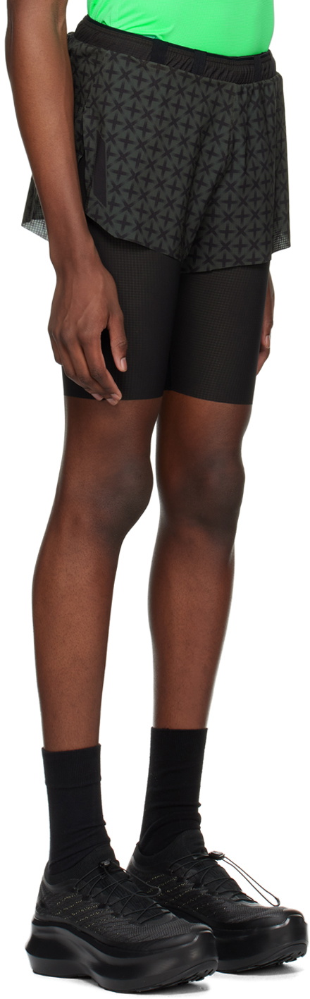 Soar Running: Black Half Tight Shorts