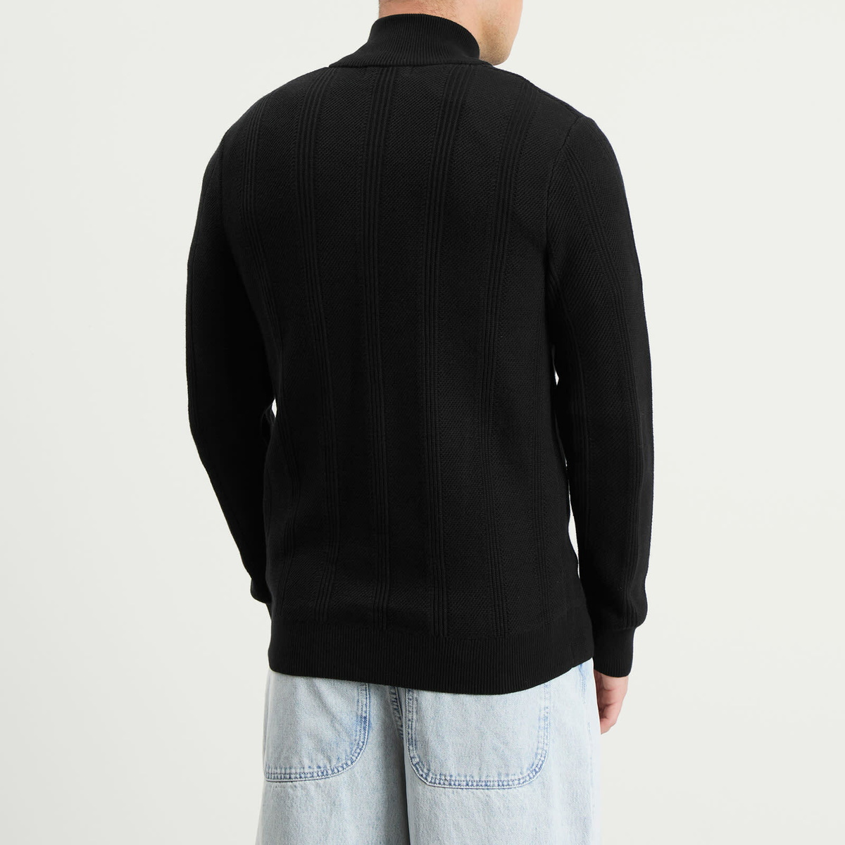 Fred Perry Men's Textured Zip Through Cardigan in Black