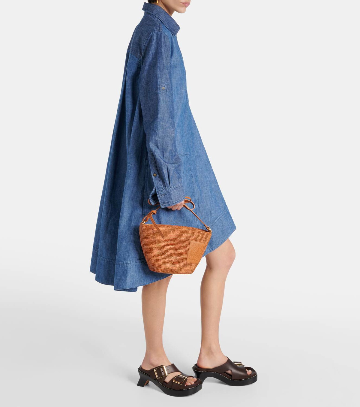 Loewe Slit Small raffia crossbody bag Loewe Loewe Slit Small raffia crossbody bag Loewe