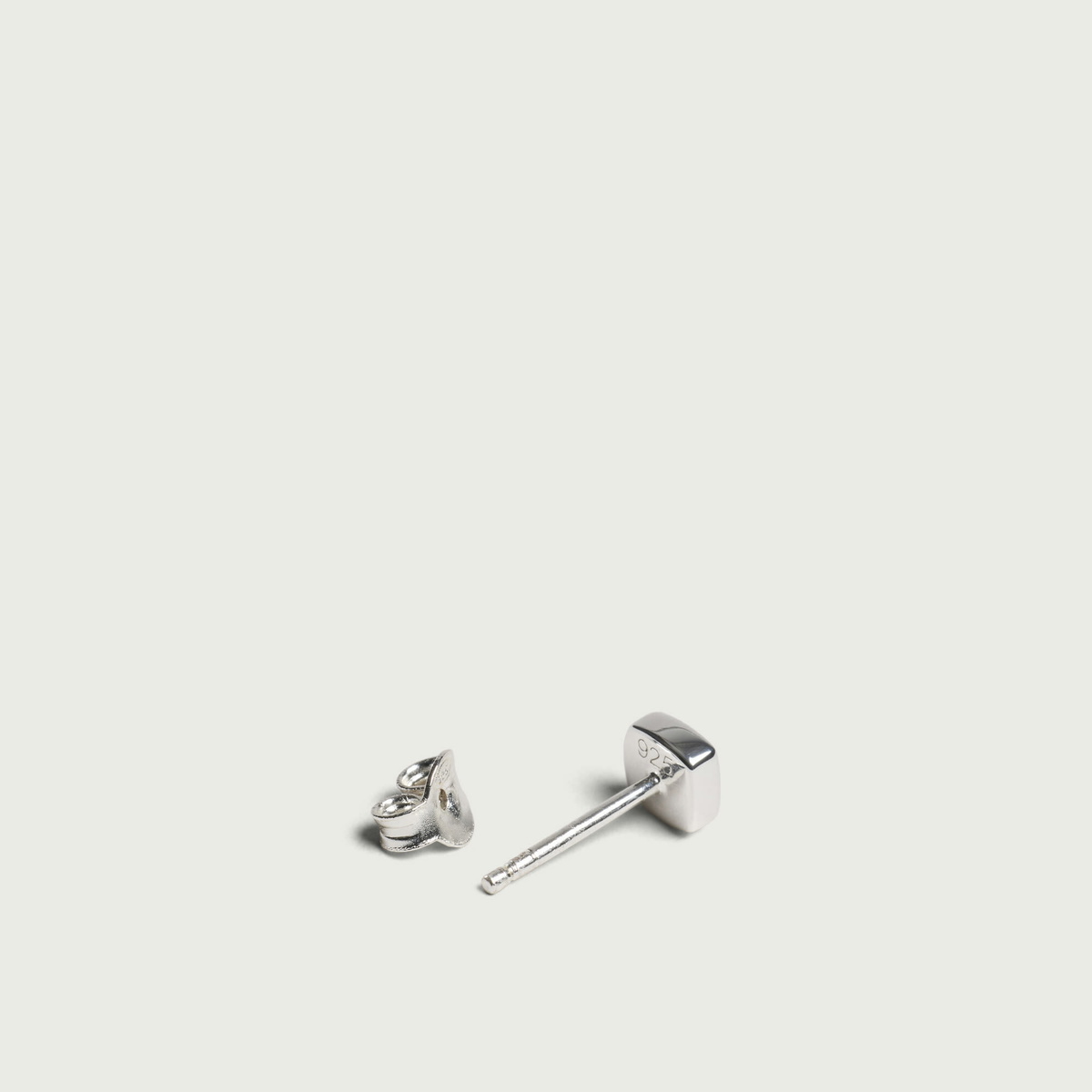 END. Signet Stud in Silver