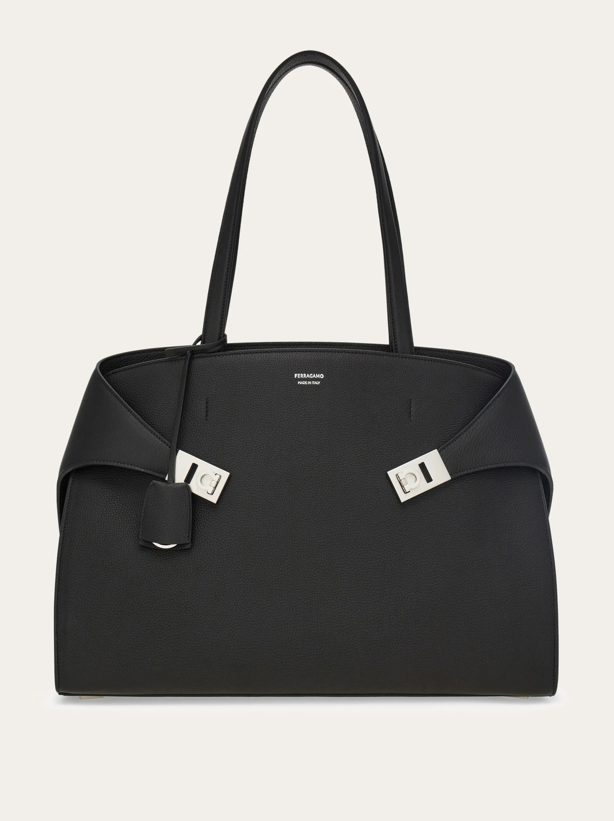 Ferragamo Mens Hug shoulder bag in Black