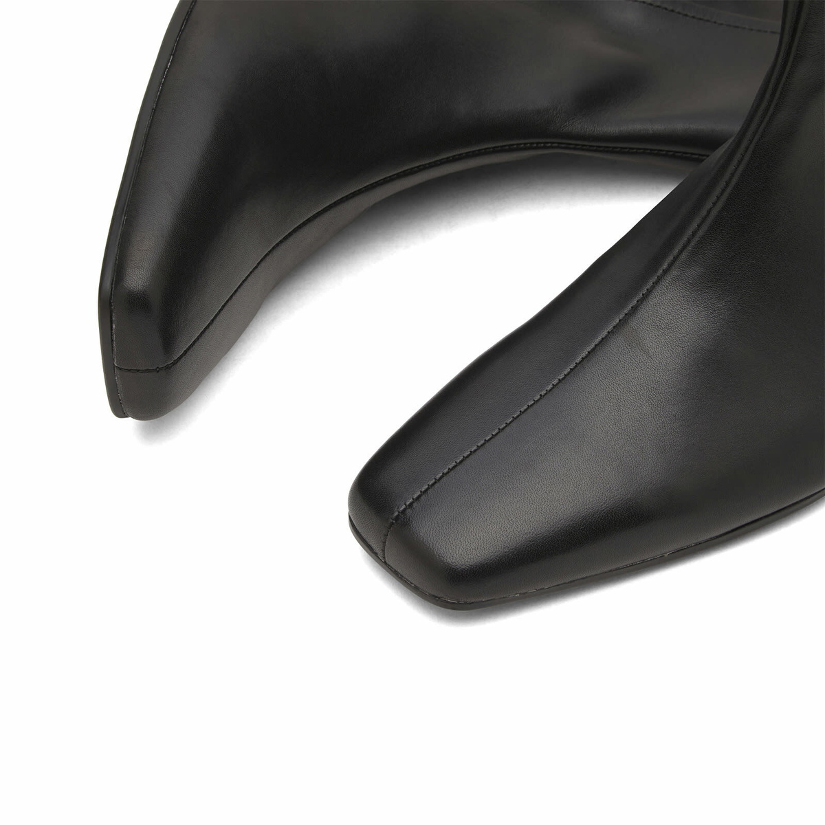 Vagabond Shoemakers Women's Mona Boots in Black
