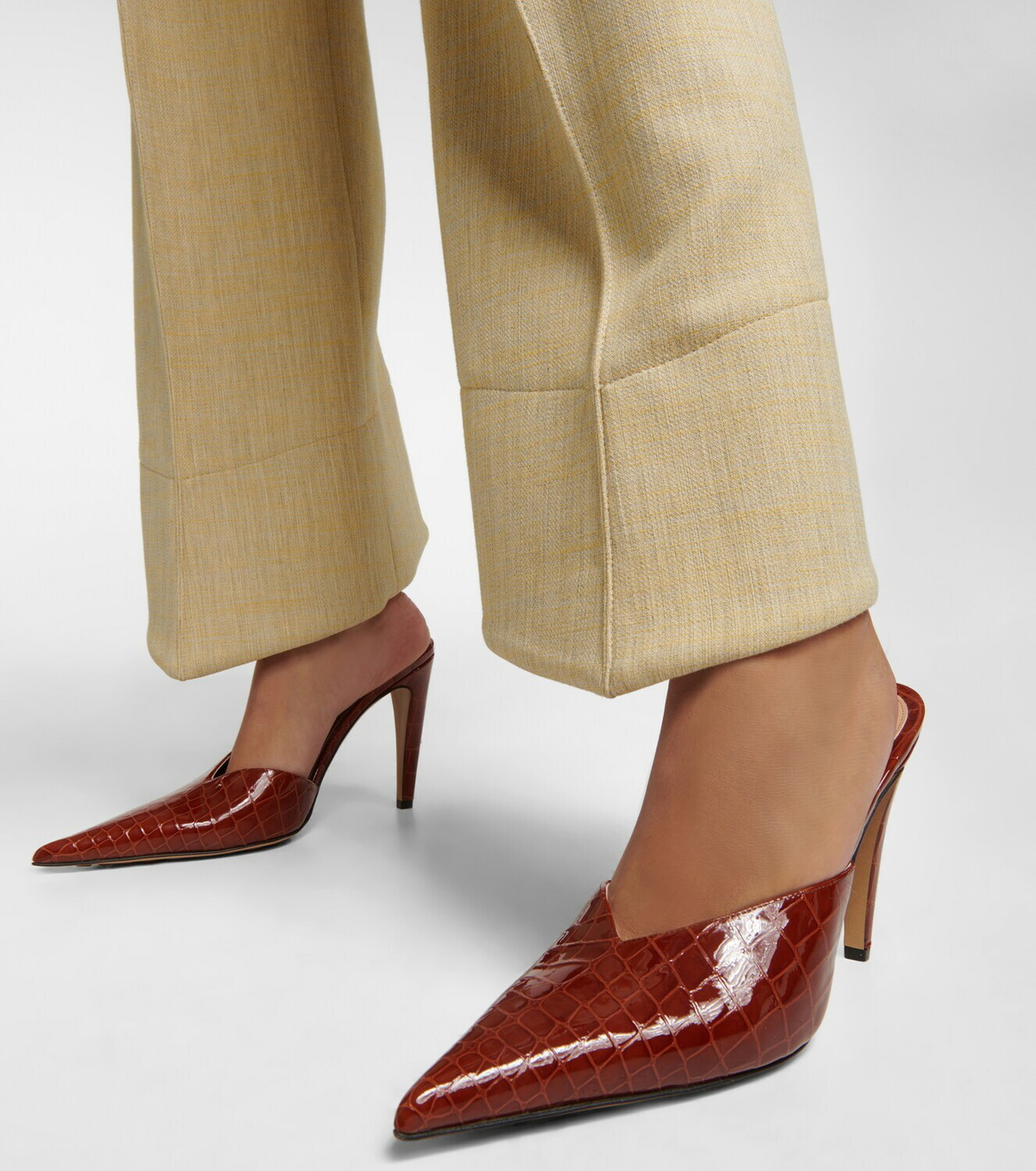 サンダル・ミュール Bottega Veneta Brown Leather Parco Mules Leather mules in brown - Bottega Veneta | Mytheresa