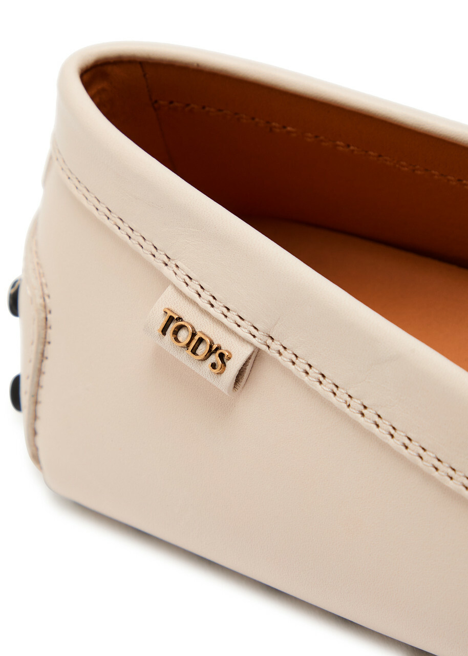 Tods Gommino Leather Loafers Ivory