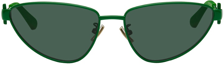Photo: Bottega Veneta Green Turn Cat-Eye Sunglasses