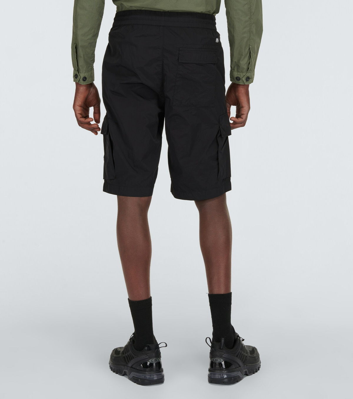 パンツ C.P. COMPANY CHORME-R CARGO SHORTS C.P. Company - Chrome-R cargo shorts C.P. Company