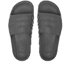 Adidas Adilette 22 in Grey/Core Black
