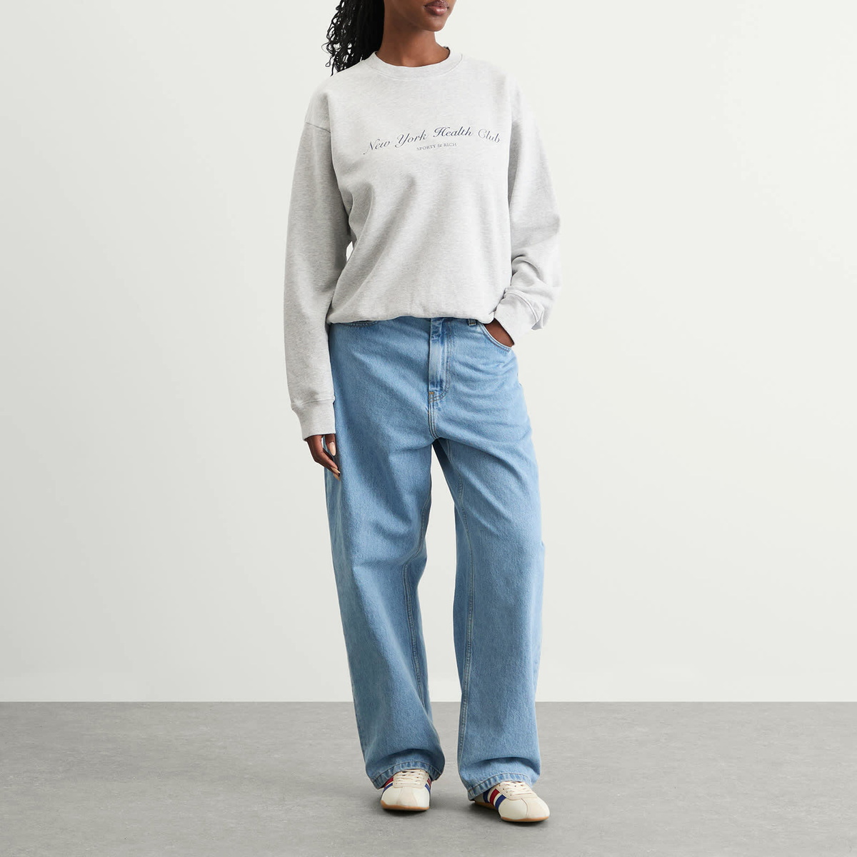 Sporty & Rich Women's NY Health Club Sweatshirt in Heather Grey/Navy