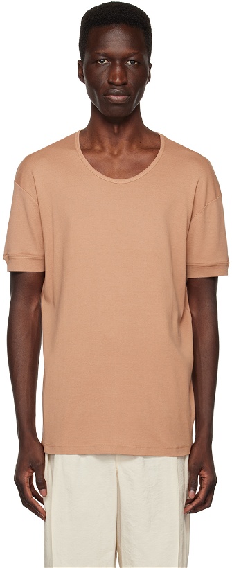 Photo: LEMAIRE Beige Ribbed T-Shirt