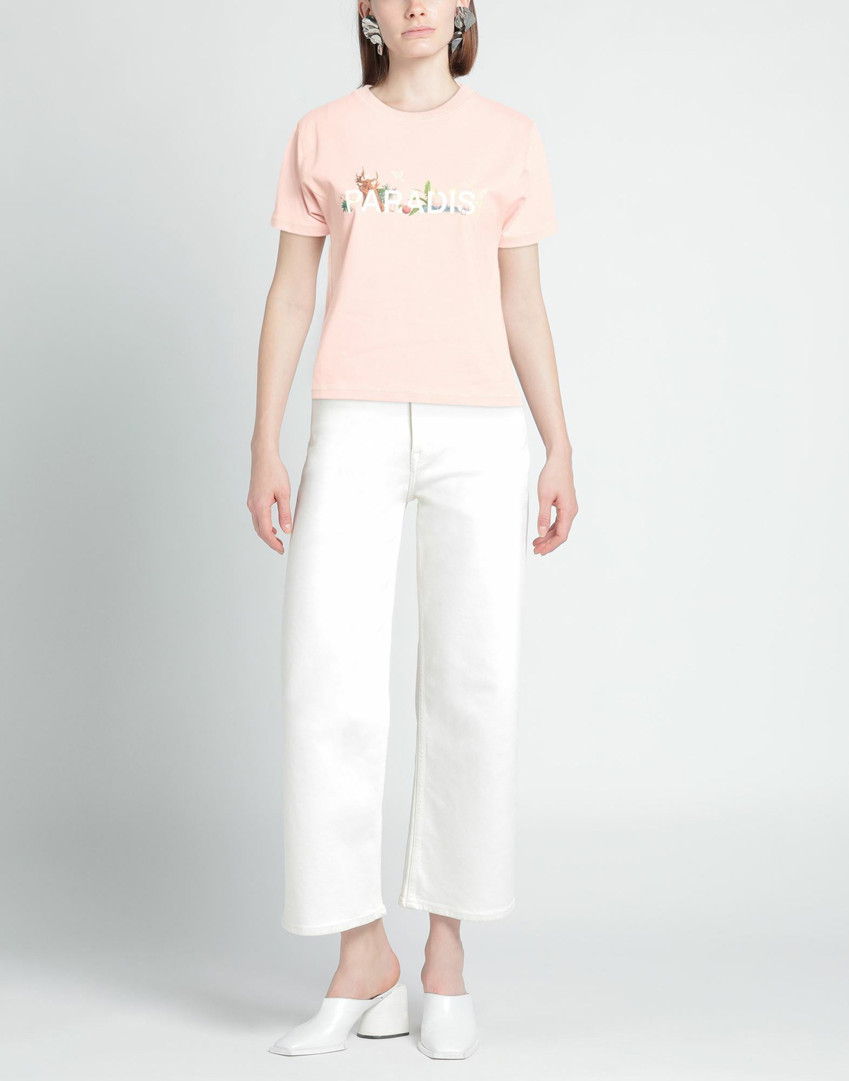 3.paradis Womens T-shirt in Pink