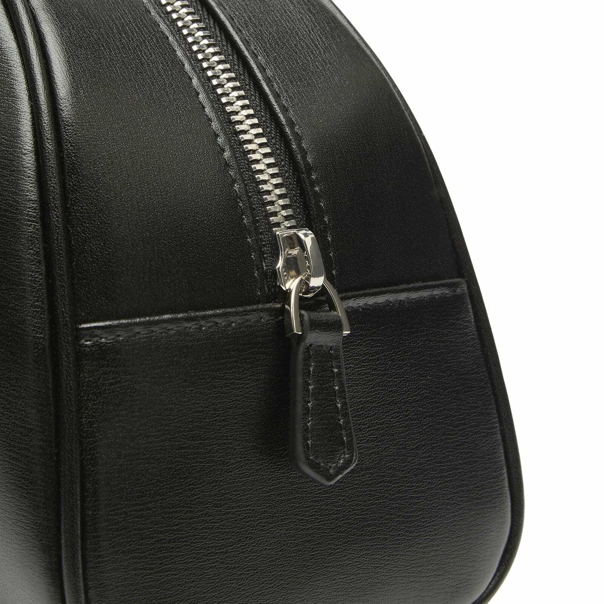 DUNST Women's Leather Bowling Bag in Black 