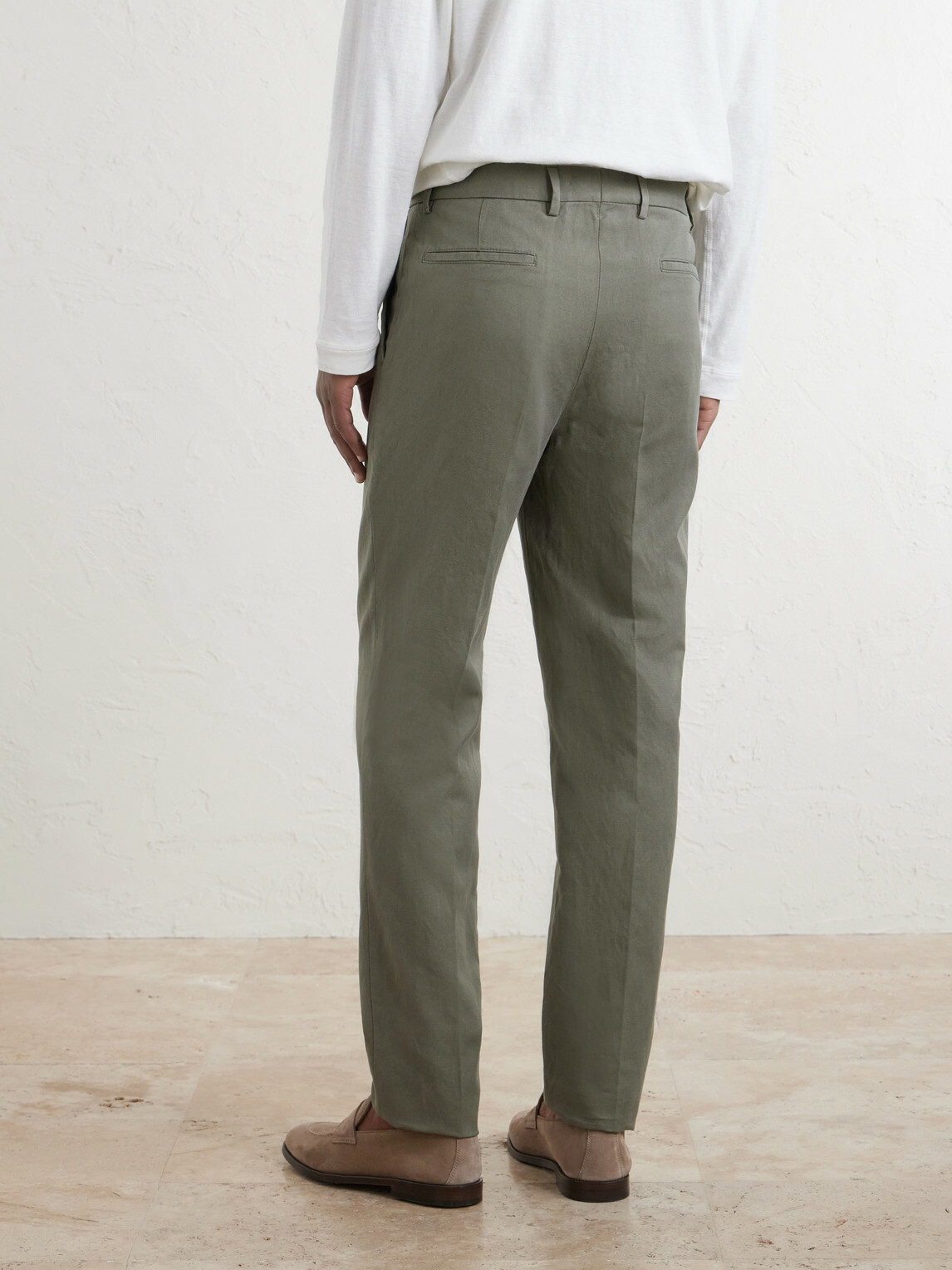Brunello Cucinelli - Straight-Leg Pleated Cotton and Linen-Blend Trousers - Green