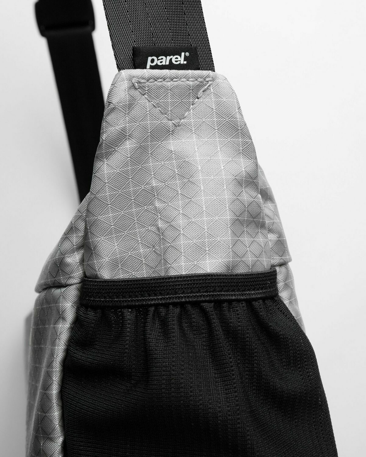Parel Studios Lokka Bag M Grey Messenger & Crossbody Bags