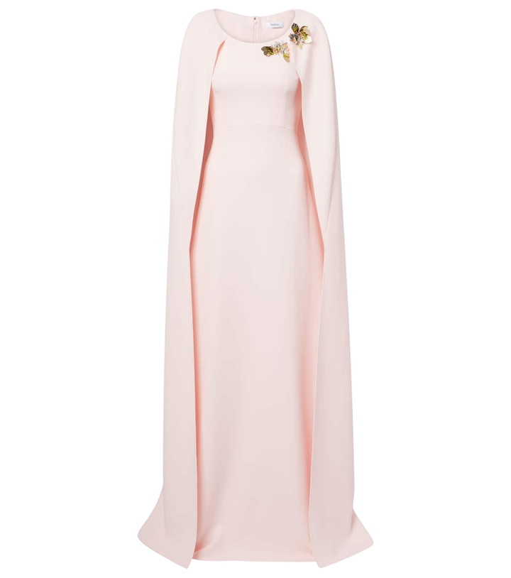 Photo: Safiyaa Yuna caped embellished gown