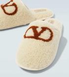 Valentino Garavani VLogo shearling slippers